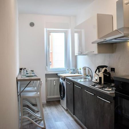 10Min From Center, 3 Bedroom Apartment With Balcony トレント エクステリア 写真