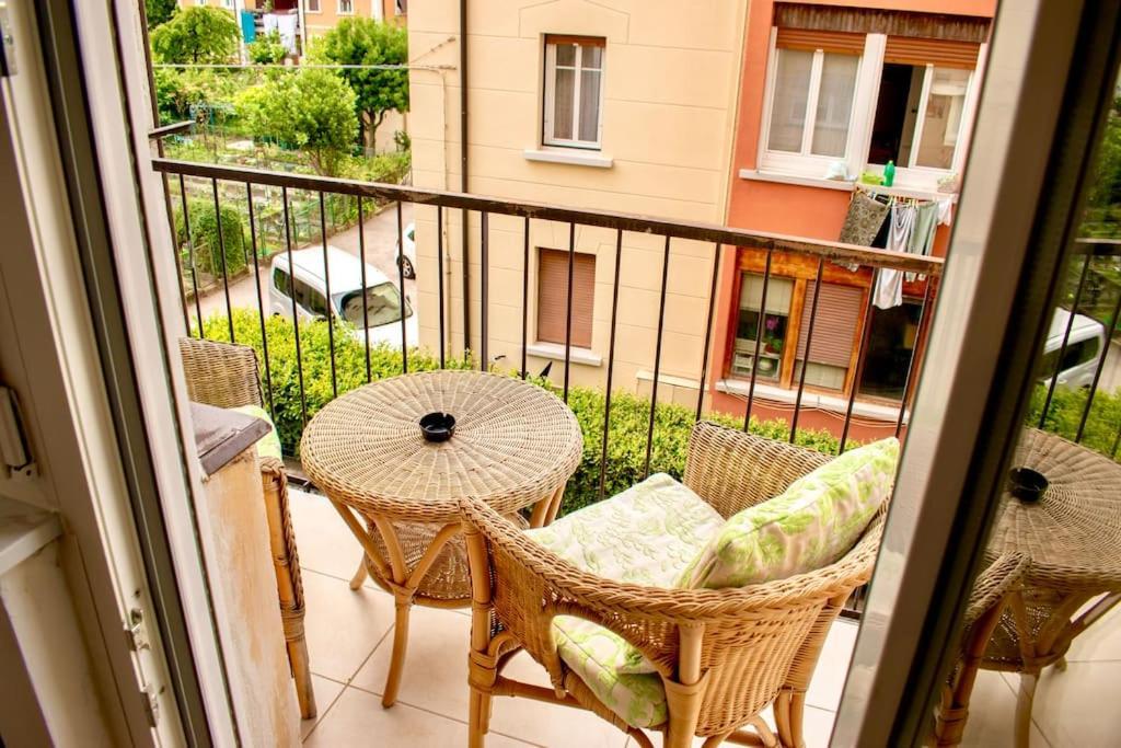 10Min From Center, 3 Bedroom Apartment With Balcony トレント エクステリア 写真